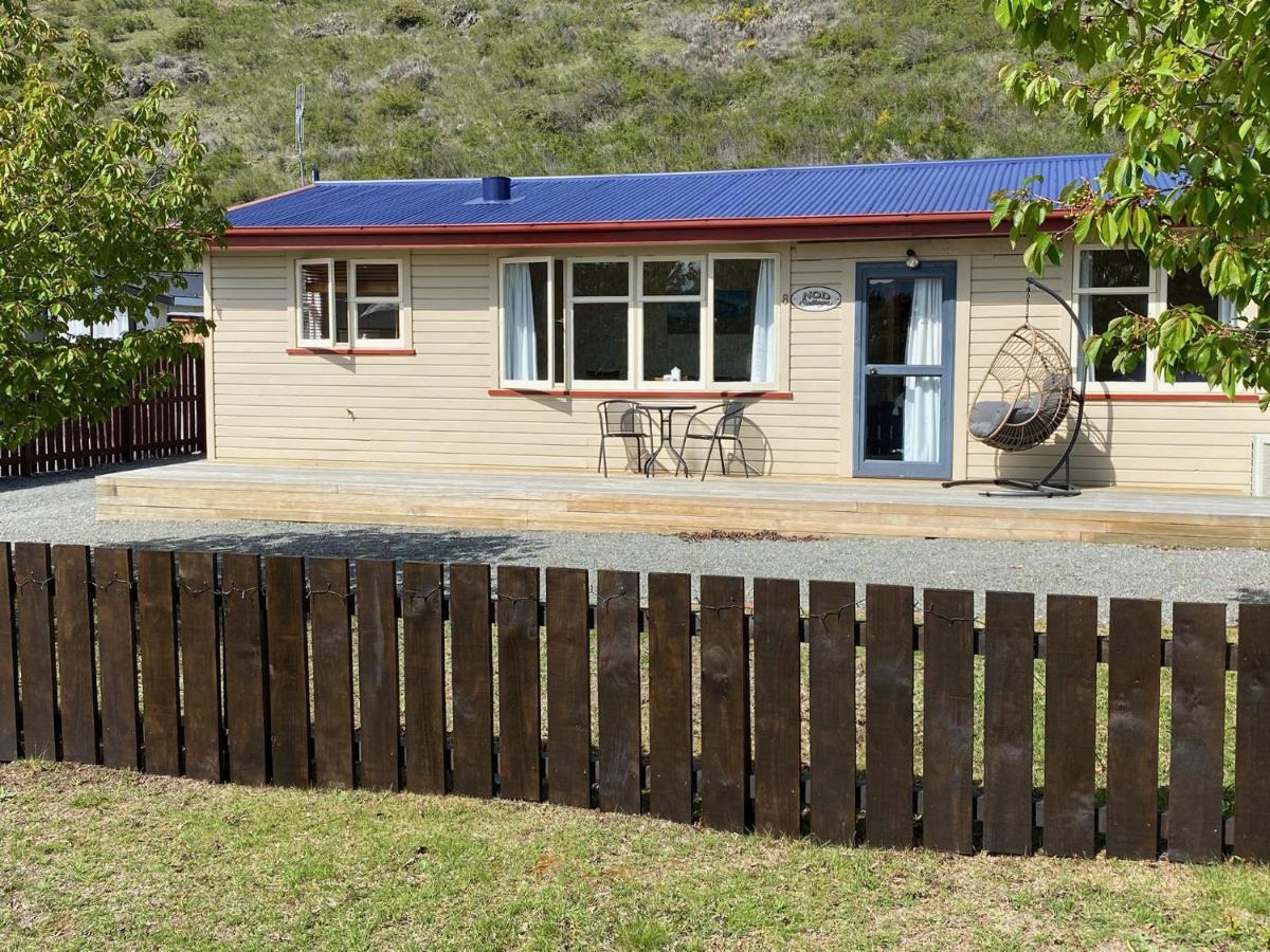 אומראמה Cosy 1960'S Kiwi Holiday House מראה חיצוני תמונה