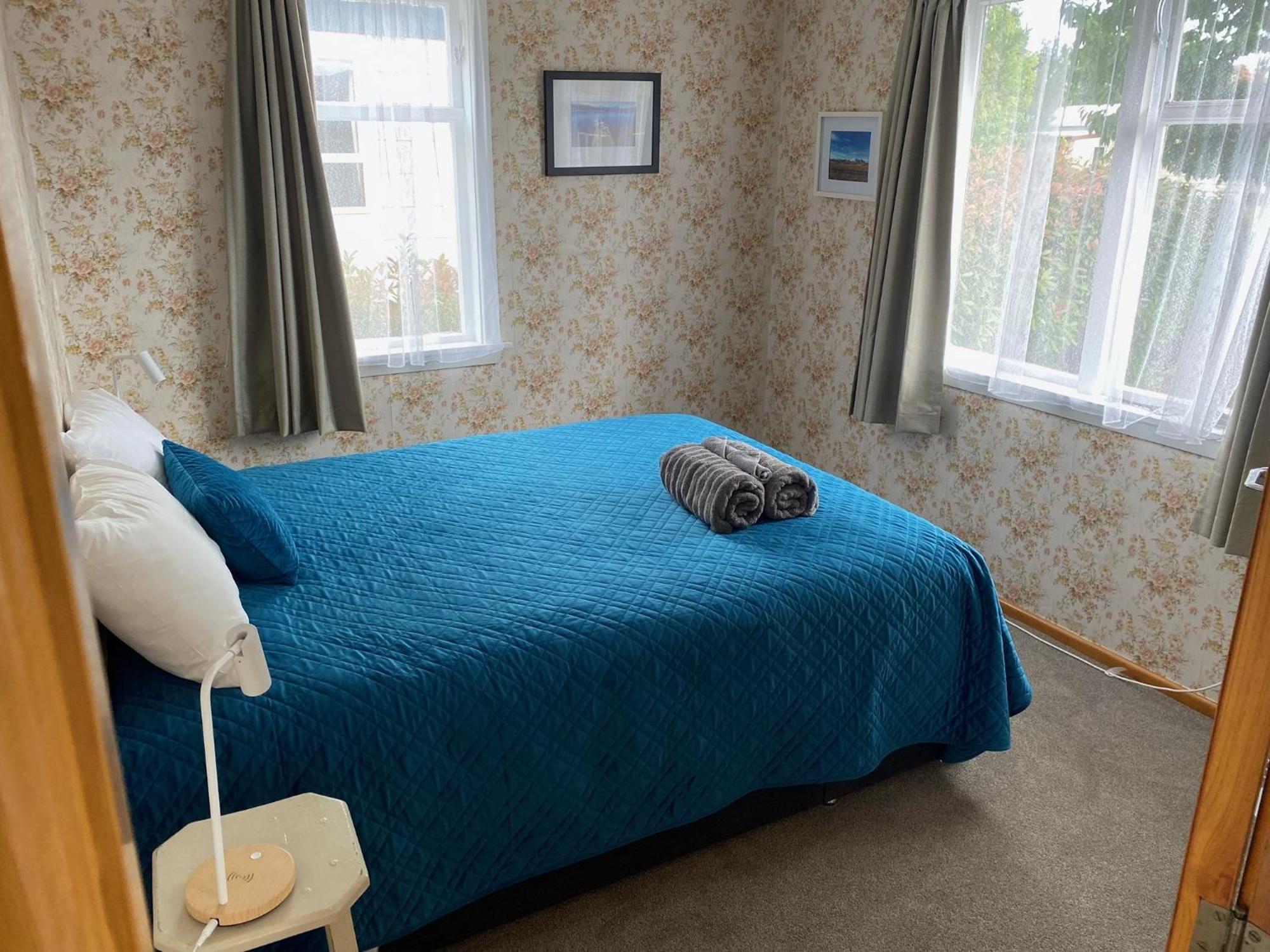אומראמה Cosy 1960'S Kiwi Holiday House מראה חיצוני תמונה